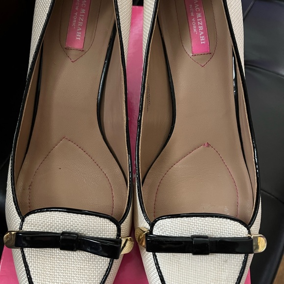 Isaac Mizrahi light natural texture is Janis - Picture 4 of 9